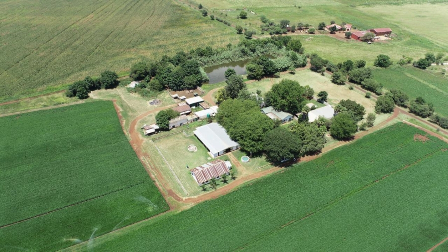 8 Bedroom Property for Sale in Brits Rural North West